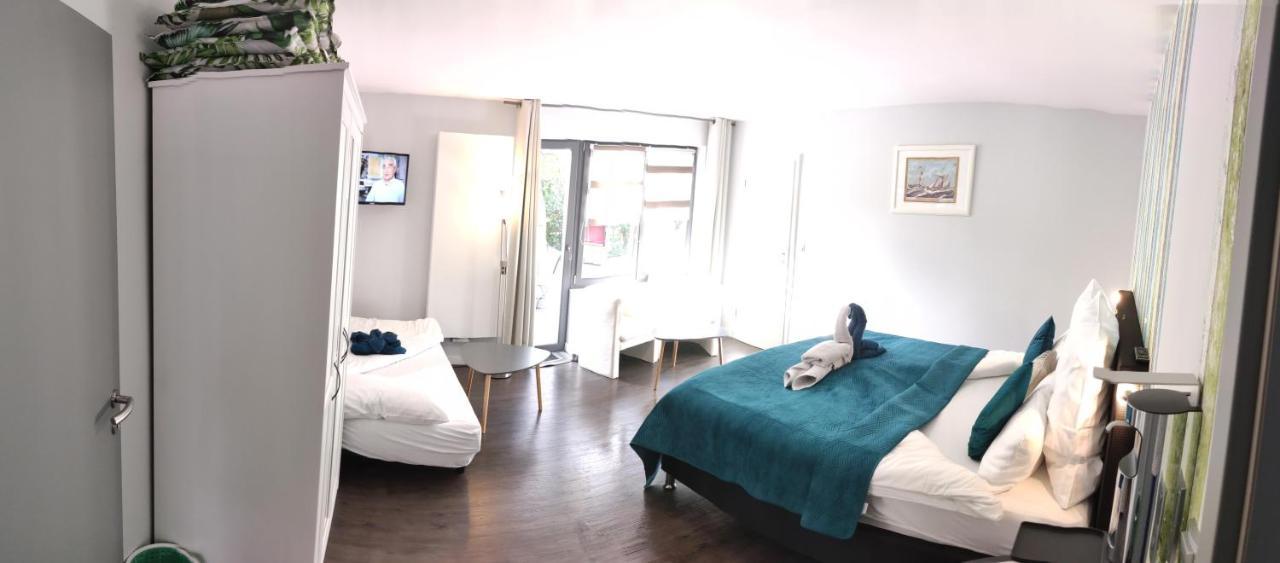 Pension Zur Perle Busum Exterior photo